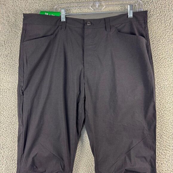 NEW Eddie Bauer Tech Pants Mens 38x30 Black Nylon Stretch Outdoor Stormrepel NWT - Picture 3 of 16